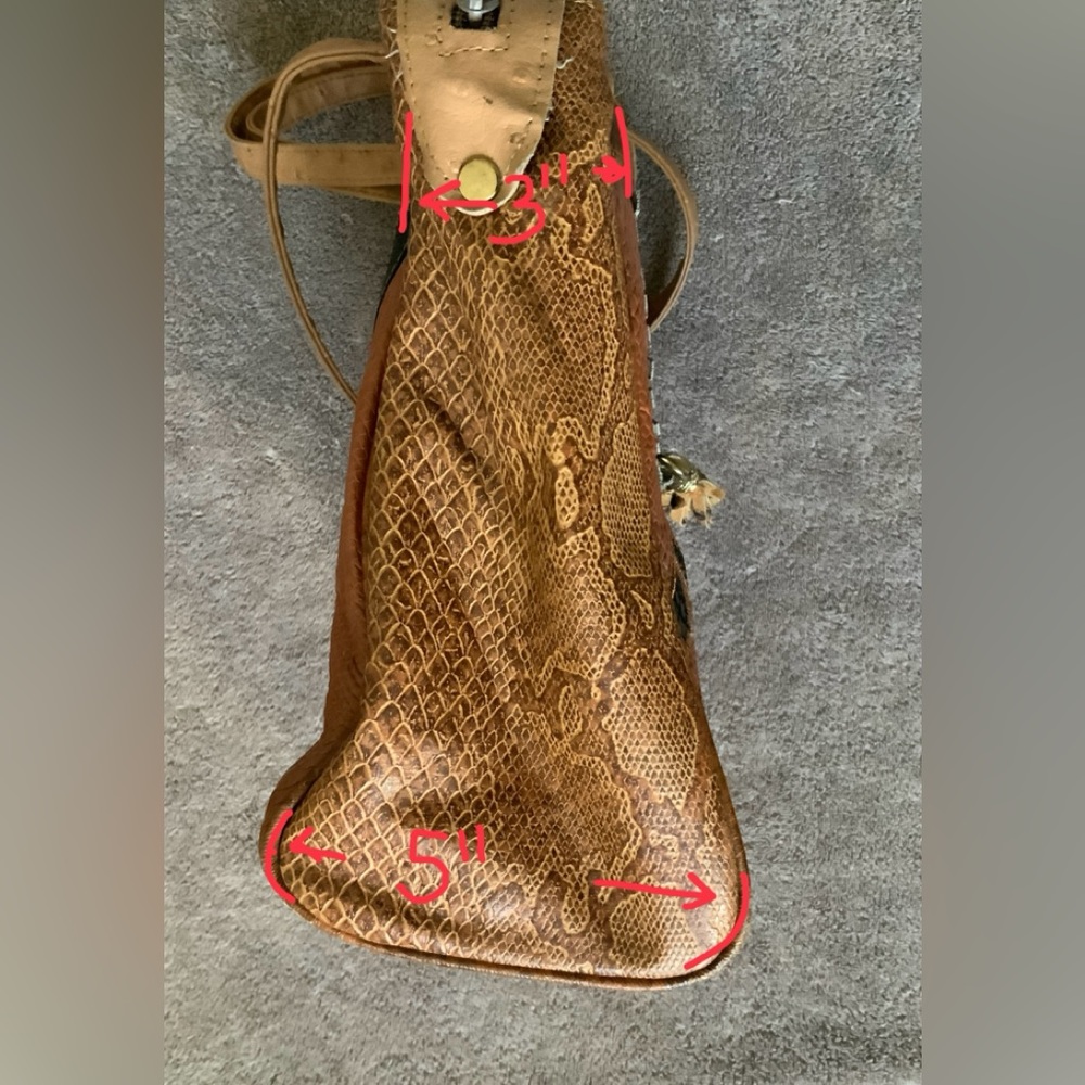 VINTAGE LEATHER SATCHEL / PURSE. - Picture 6 of 9